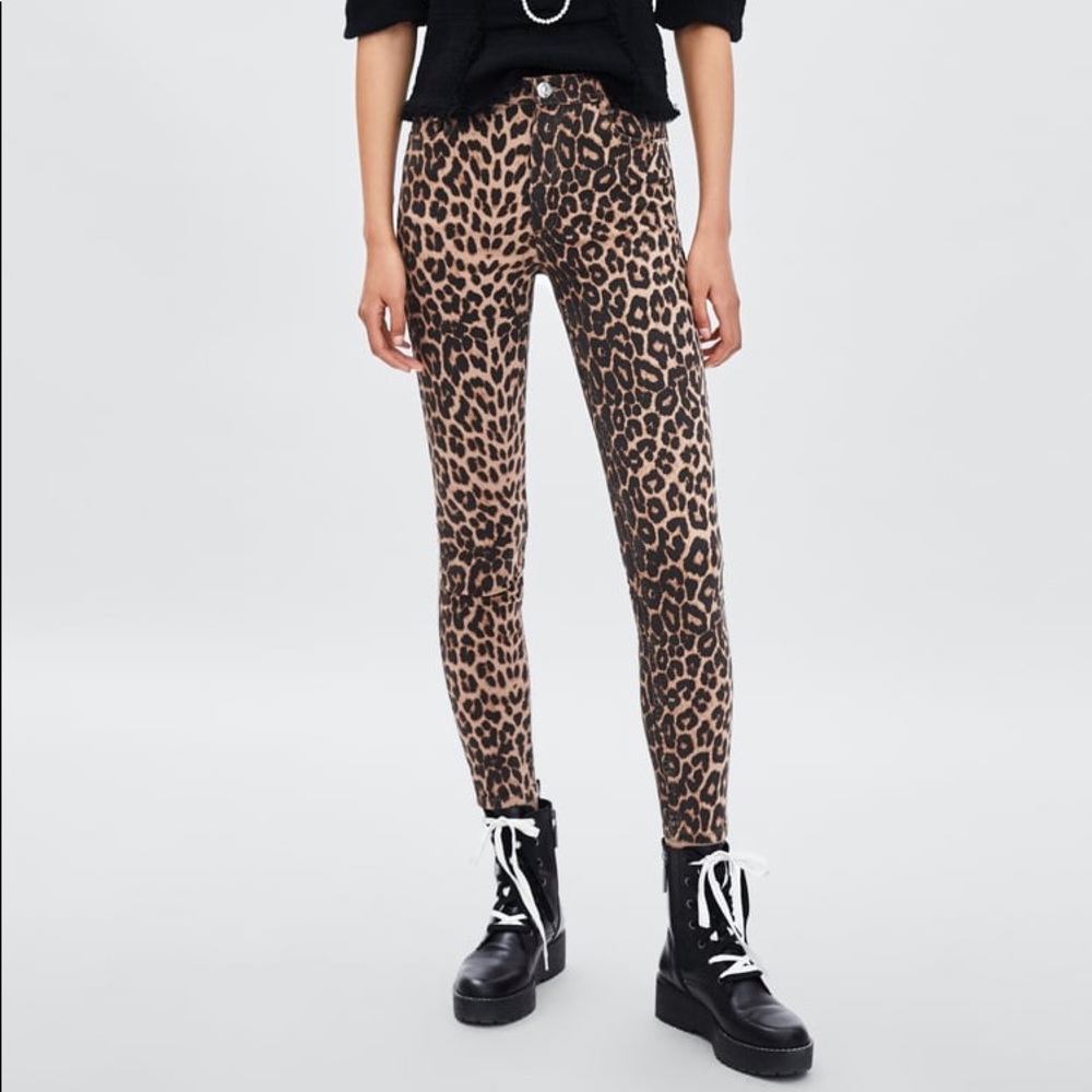 Zara leopard print jeans // high waisted